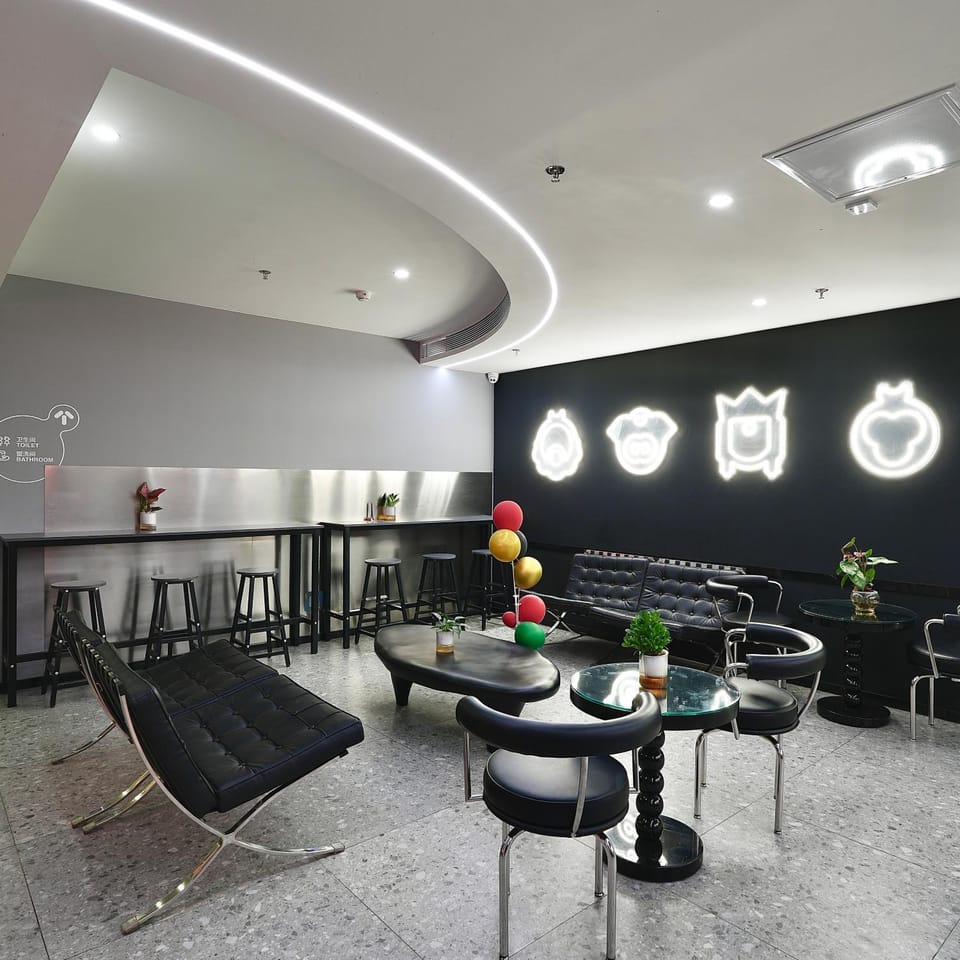 Lobby or reception, Seating area