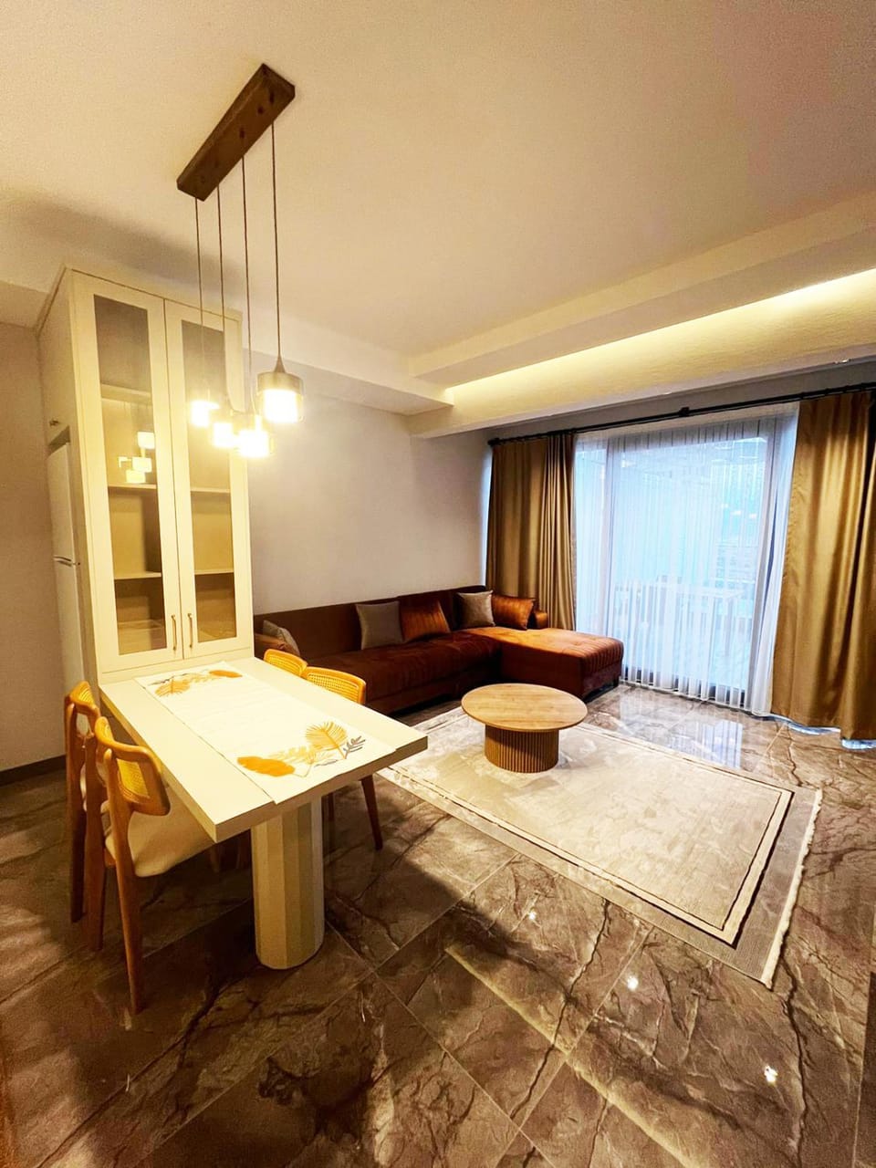 Living room, Seating area, Dining area