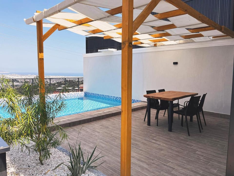 Natural landscape, Sea view, Swimming pool