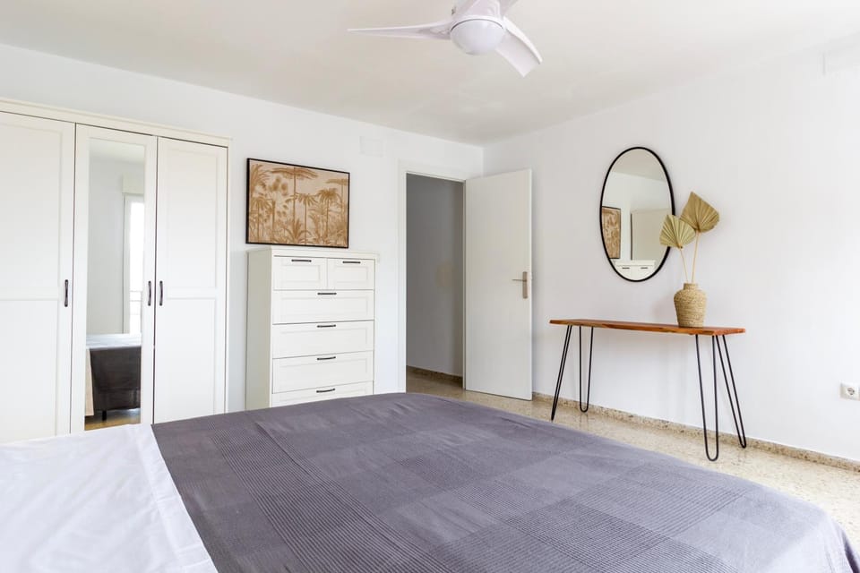 Apartamento en el Paseo de Oliva Apartment in Safor