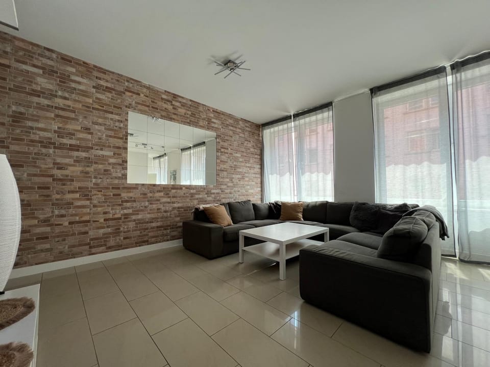 3 Bedroom, 160 qm, Balcony, Center Apartment in Saarbrücken