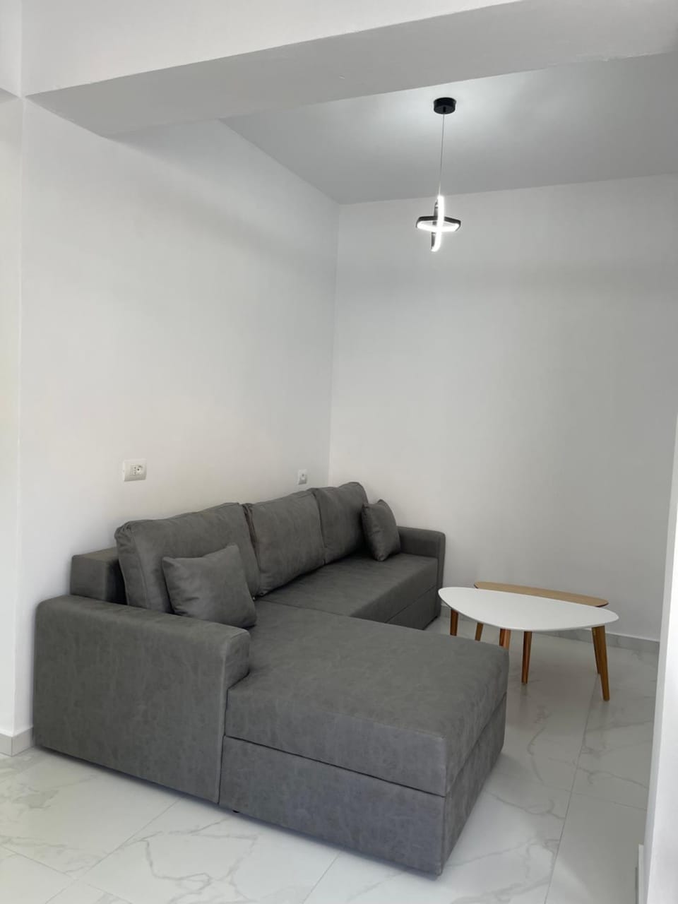 White House Dami Apartment in Sarandë