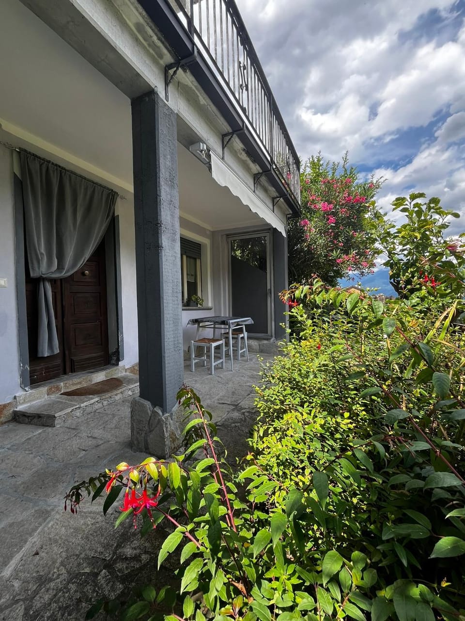 Property building, Balcony/Terrace