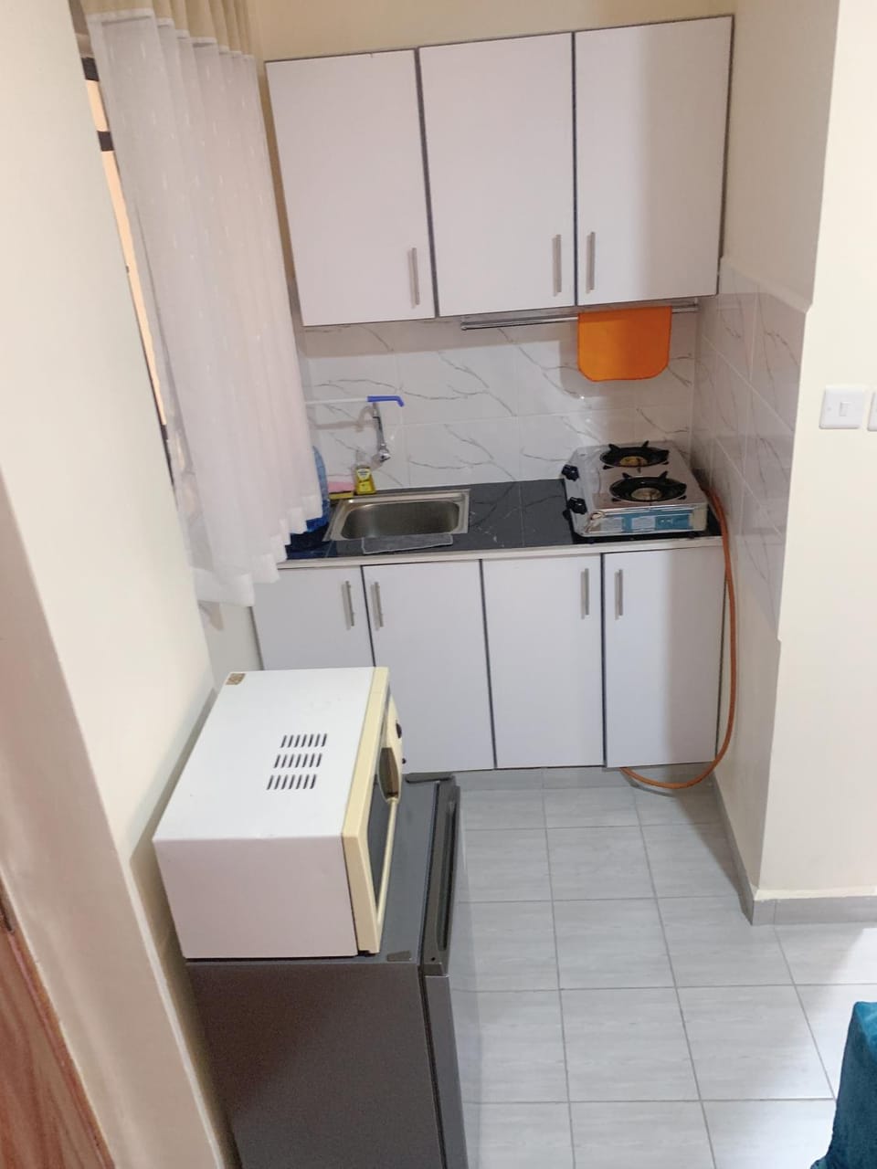 Kitchen or kitchenette
