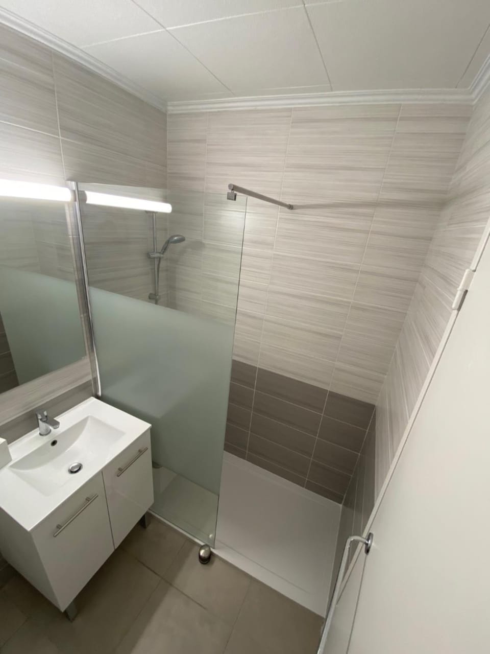 Shower, Bathroom