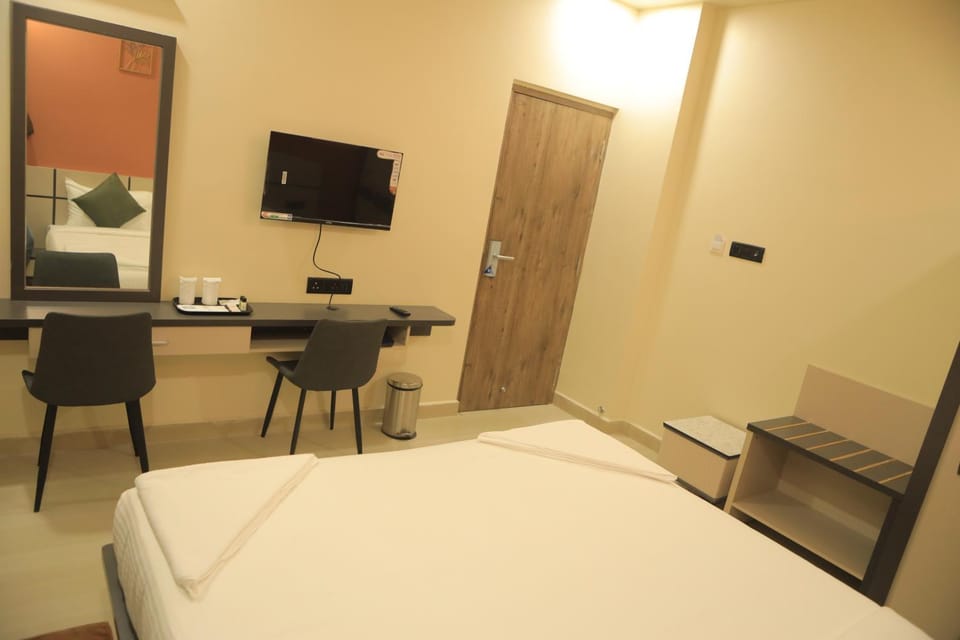 TV and multimedia, Photo of the whole room