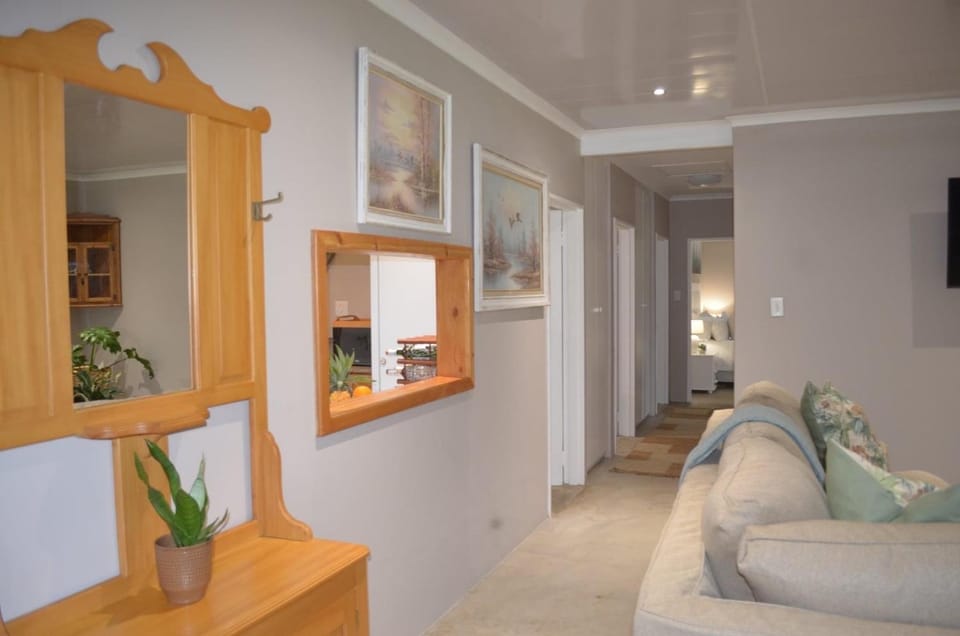 Eagles Rest Cottage House in KwaZulu-Natal