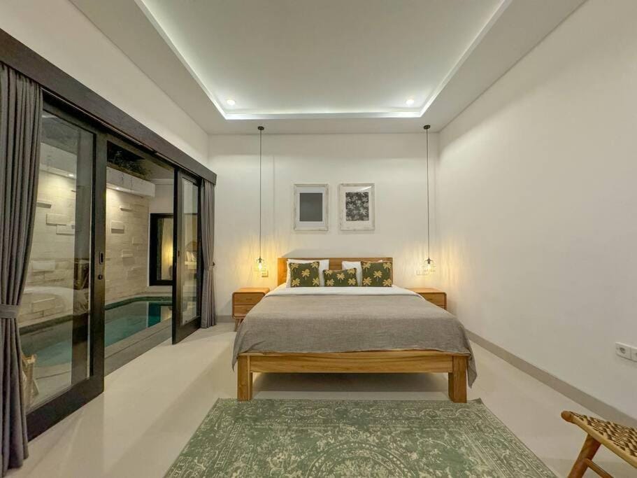 Bed, Photo of the whole room, Bedroom, Pool view