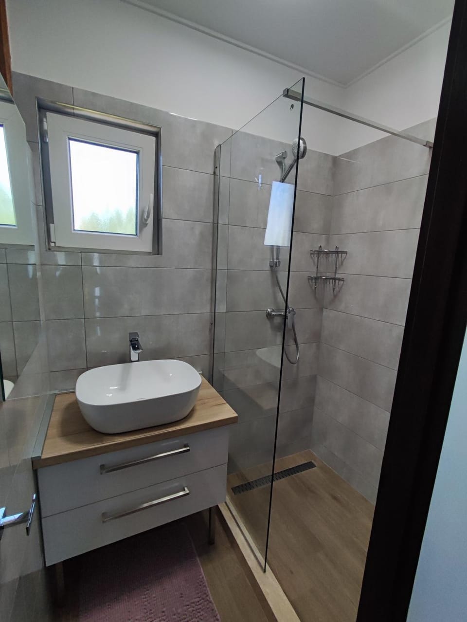Shower, Bathroom