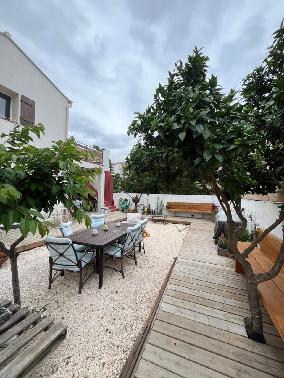 La bodeguita terrasse Apartment in Occitanie