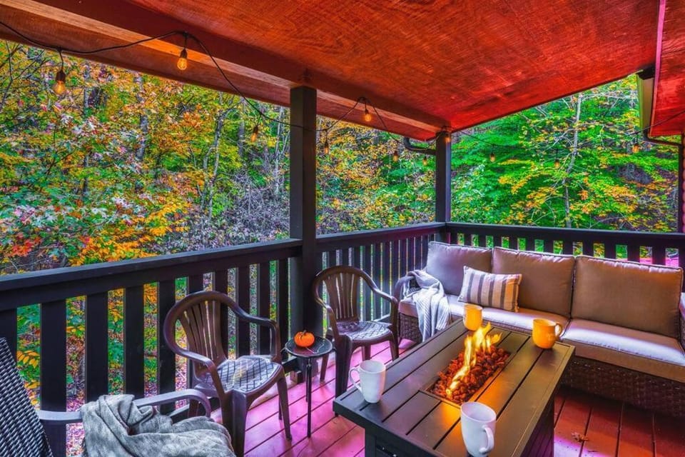 Patio, Natural landscape, View (from property/room), Balcony/Terrace, Seating area