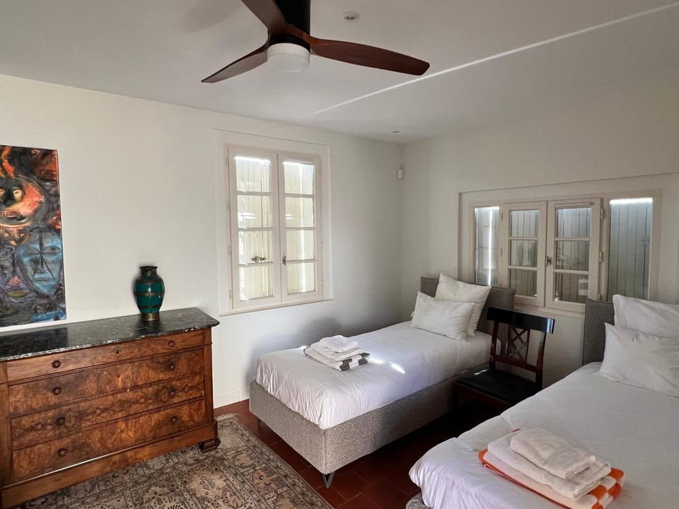 VILLA GALET-Saint Paul de Vence- Côte d'Azur-FRANCE Bed and Breakfast in Saint Paul de Vence