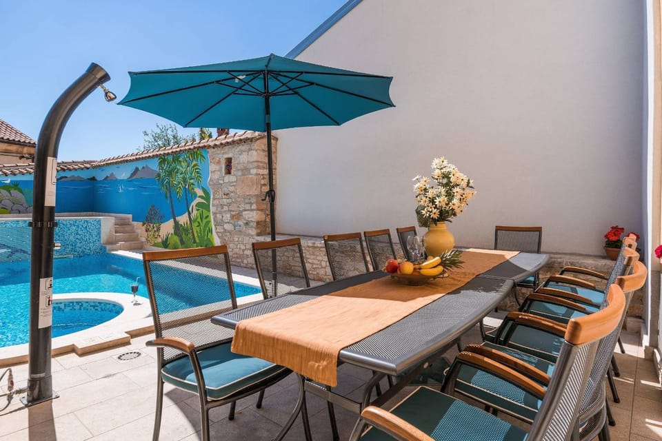 Patio, Day, View (from property/room), Balcony/Terrace, Seating area, Dining area, Pool view, Swimming pool, sunbed
