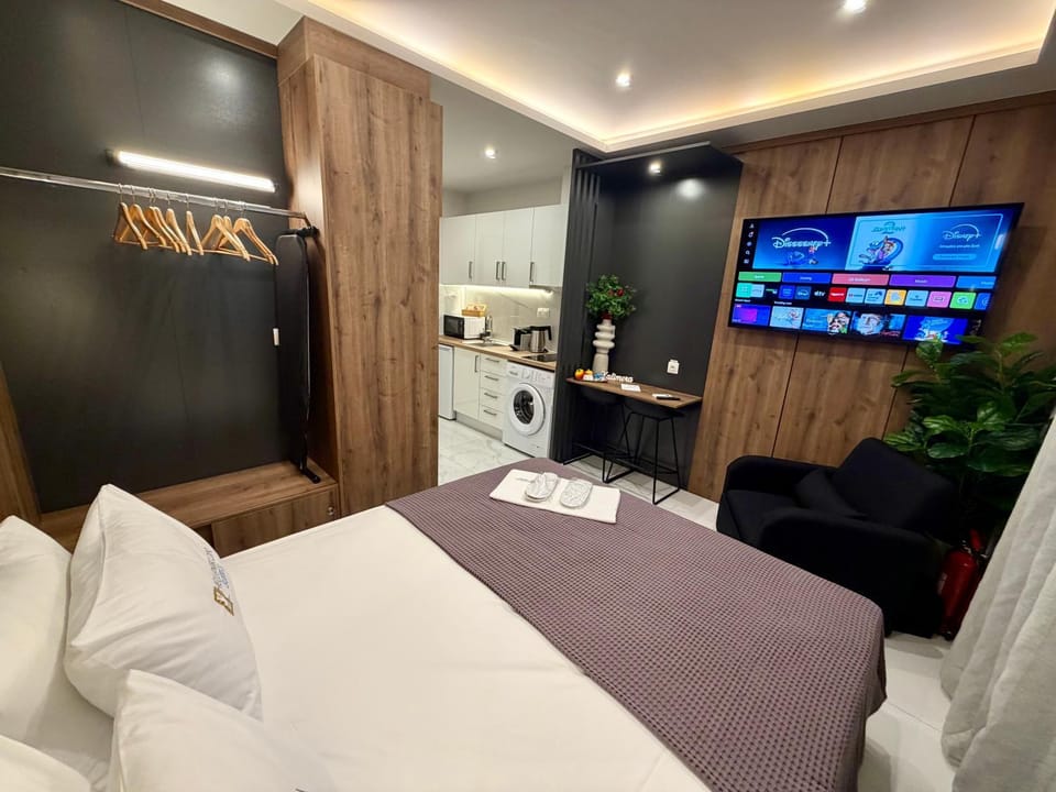 Bed, Bedroom, wardrobe, air conditioner