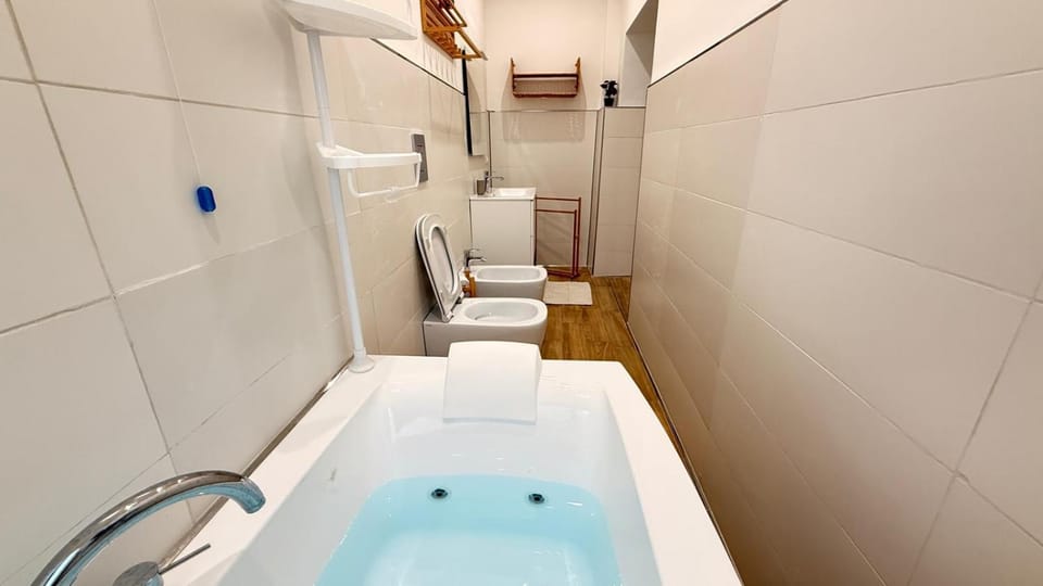 Toilet, Bathroom, Bath