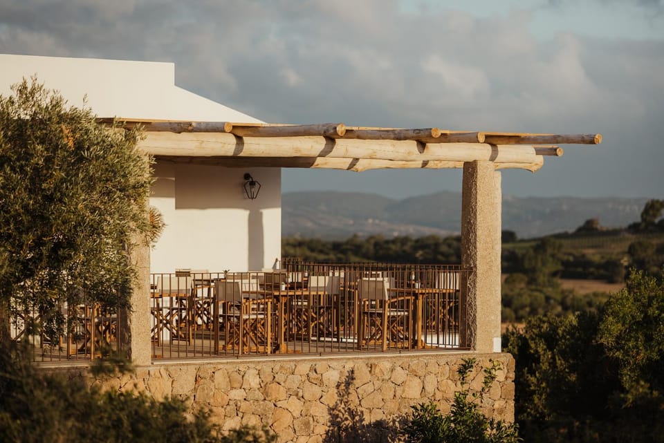 Patio, Natural landscape, View (from property/room), Balcony/Terrace