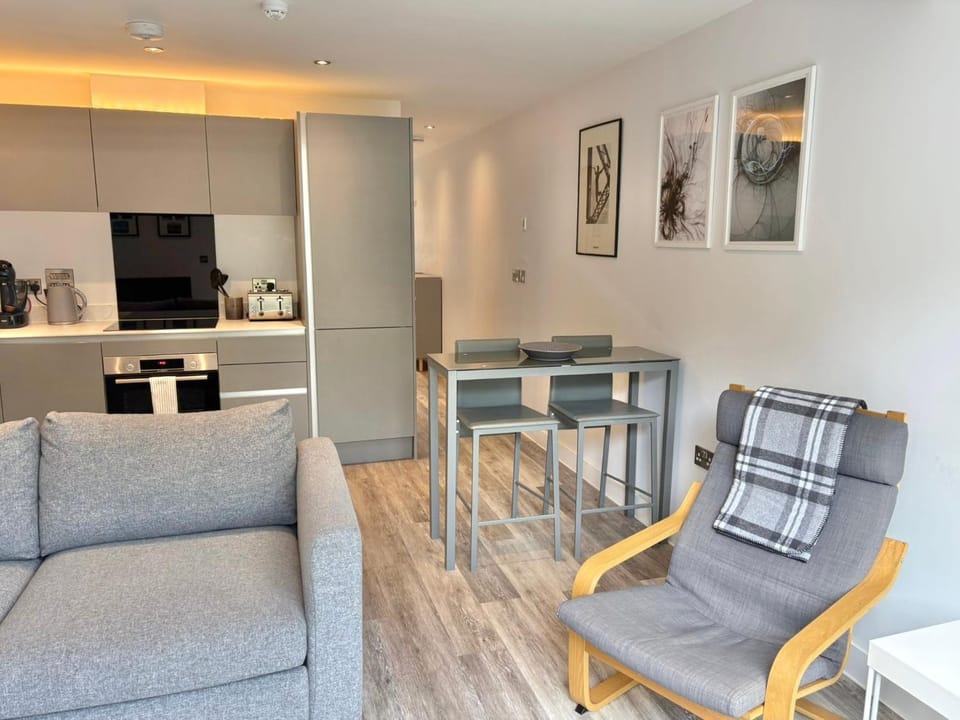 Living room, Dining area, kitchen