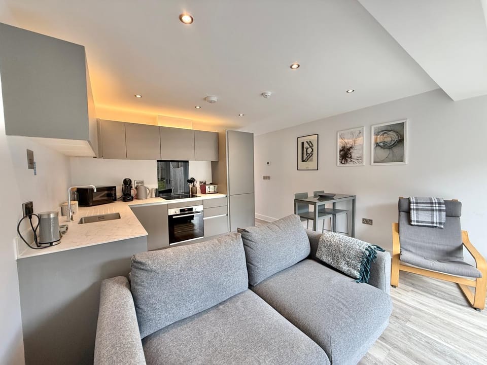 Living room, Dining area, kitchen