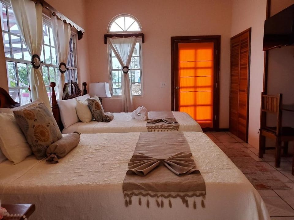 Beya Suites Hotel in Belize