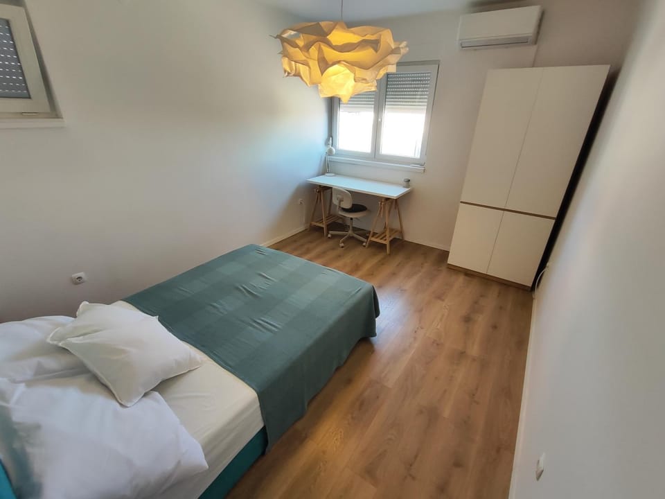 Bed, Bedroom, wardrobe
