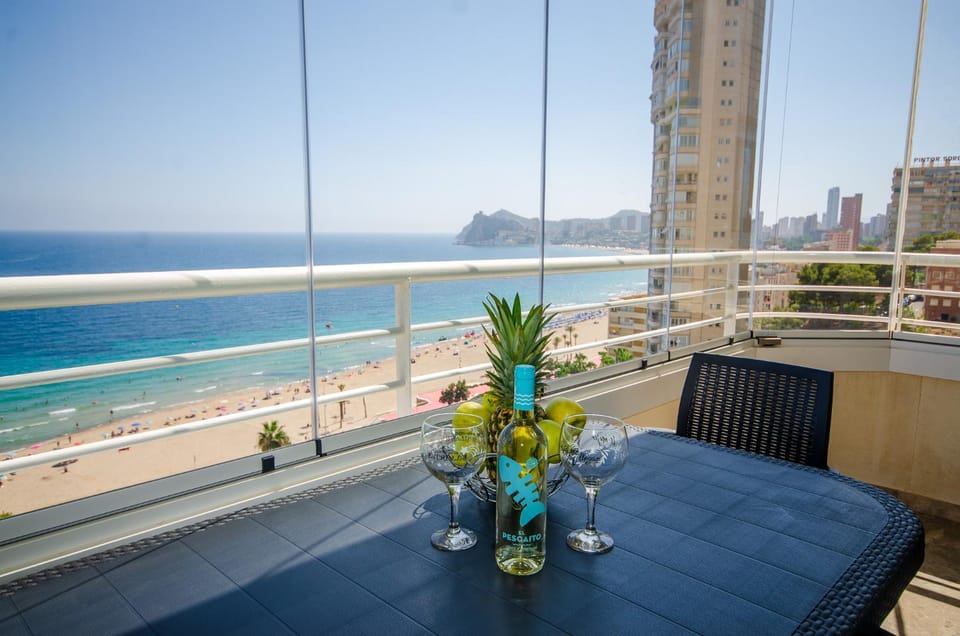 BALCÓN DE PONIENTE Beach Apartment in Benidorm
