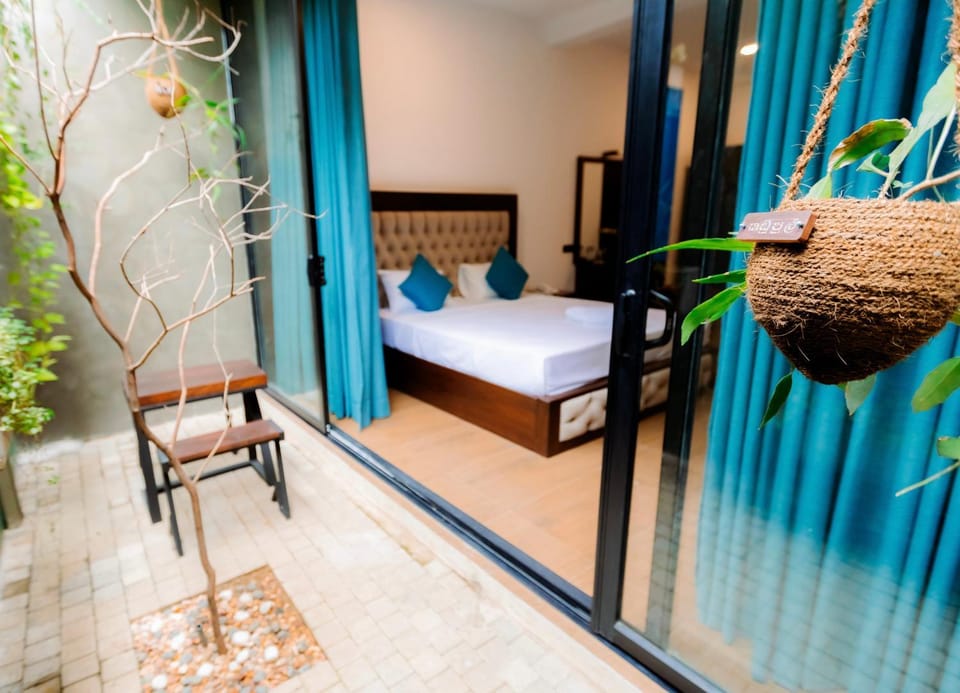 Bed, View (from property/room), Balcony/Terrace, Bedroom