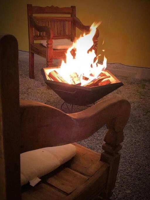 CASA AMARELA RECANTO Mesmo bairro da pizzeria Borgo Del Vino House in State of Rio de Janeiro