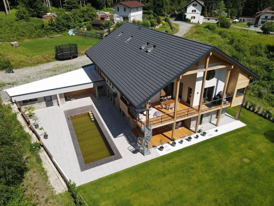 Property building, Spring, Off site, Day, Bird's eye view, Summer, Garden, Garden view