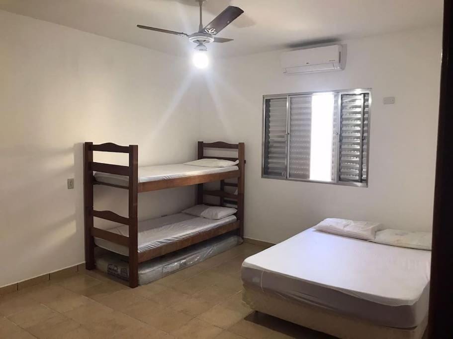 Casa espaçosa a 500 m da praia House in Itanhaém