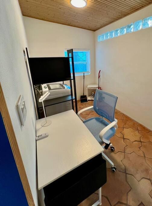 Elegant 1BR Montrose - Napoli The Italian Plaza Nature lodge in Houston