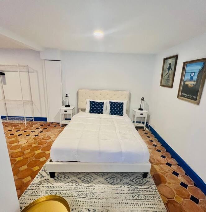 Elegant 1BR Montrose - Napoli The Italian Plaza Nature lodge in Houston