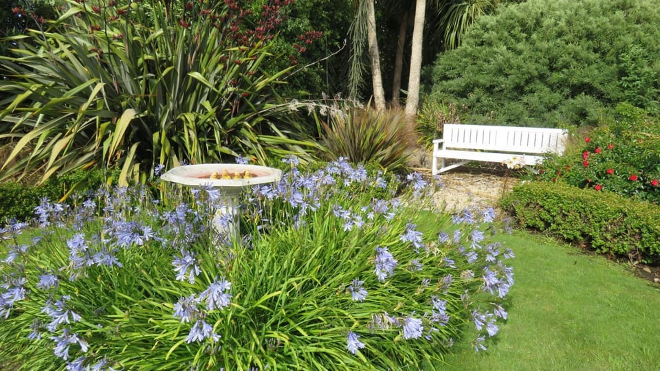 Garden, Garden view