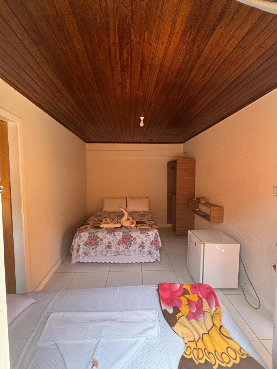 Bed, Photo of the whole room, Bedroom, towels, wardrobe