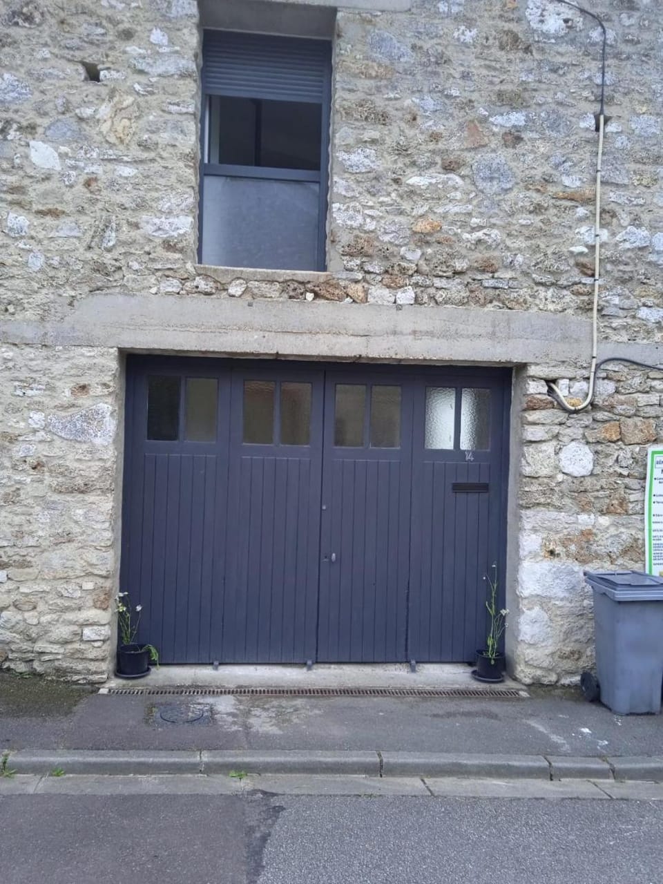Property building, Facade/entrance