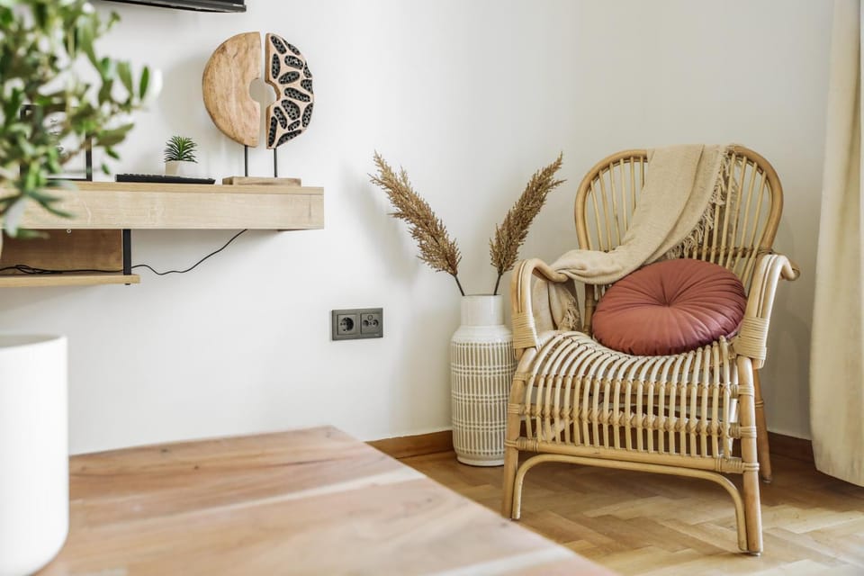 3BD with Temple of Zeus View, 5 min to Acropolis Apartment in Athens