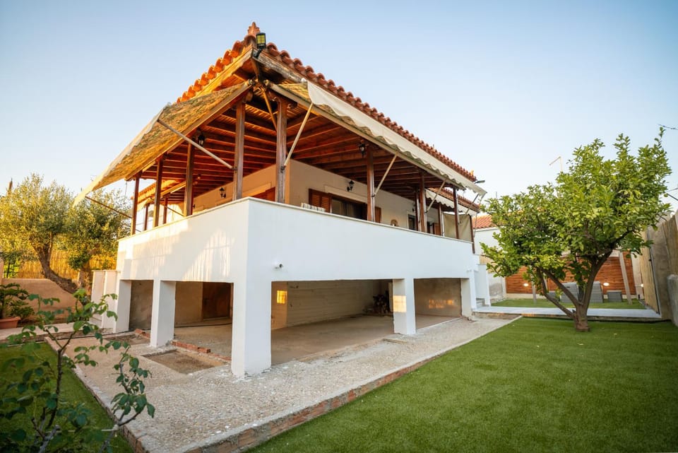 Property building, Garden view