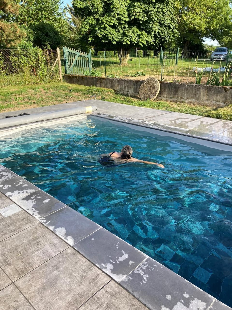 Swimming pool, Swimming pool