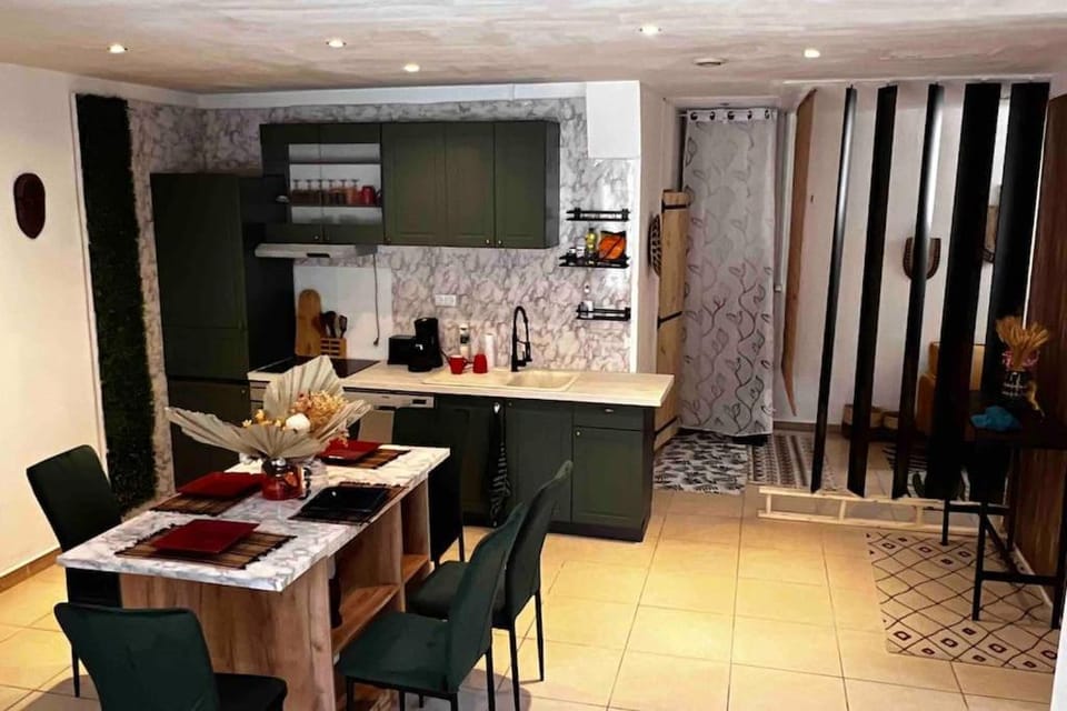 T3 6 couchages grands buffets et plages Apartment in Narbonne