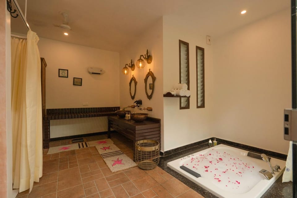 Paatlidun Safari Lodge, Jim Corbett Nature lodge in Uttarakhand