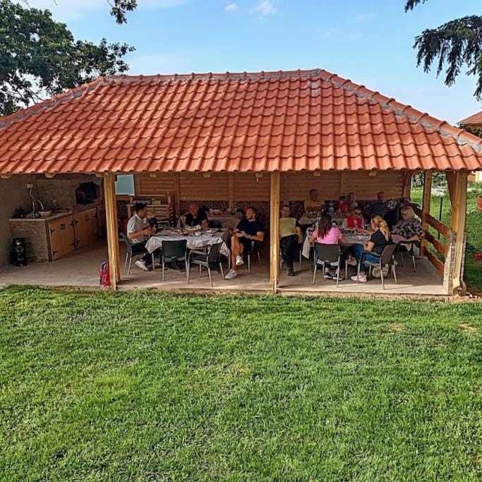 BBQ facilities, Banquet/Function facilities