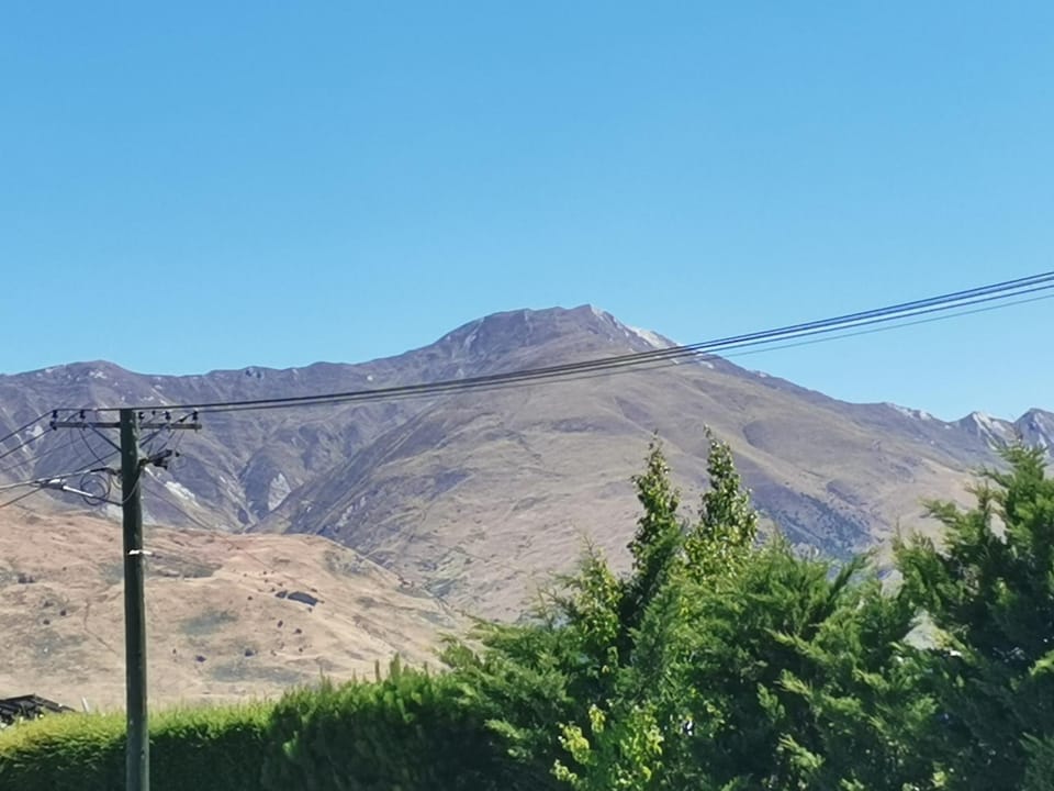 Roys View Apartment in Wanaka