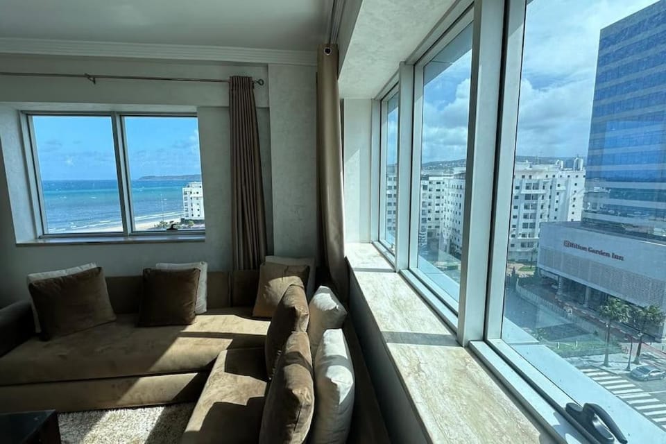 Appartement à 2 chambres en centre-ville avec vue sur mer Apartment in Tangier