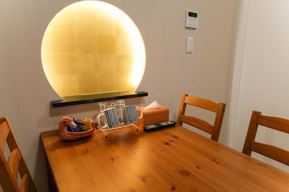 Coffee/tea facilities, Dining area