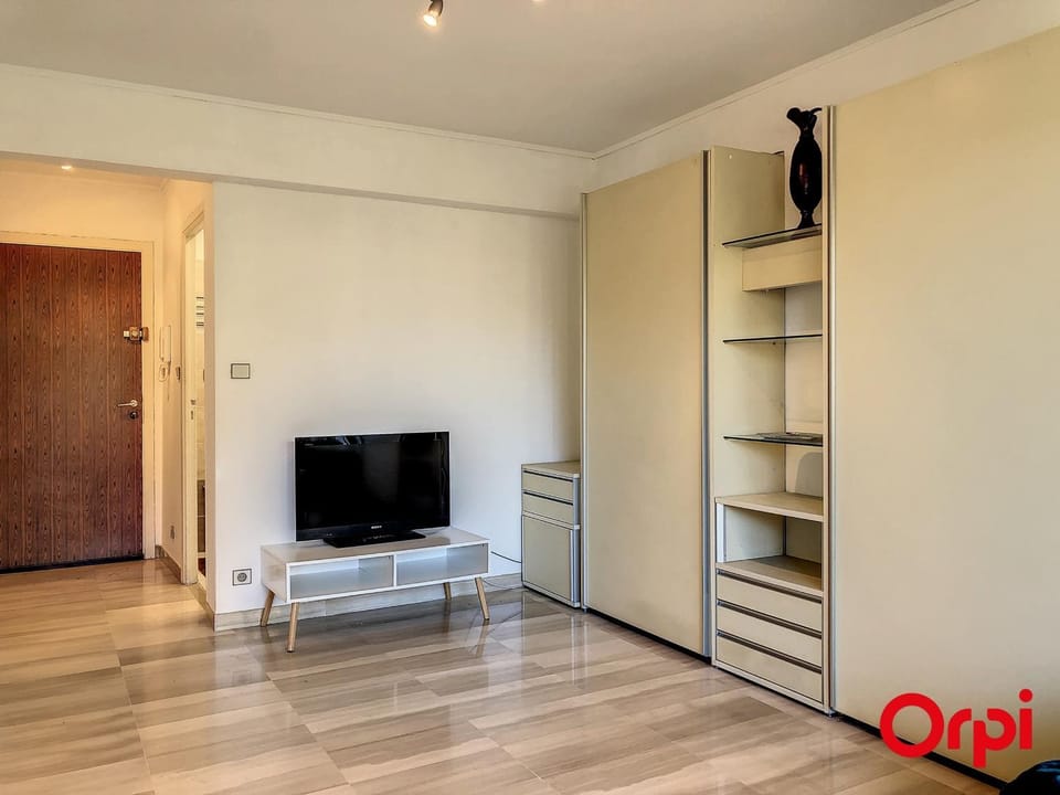 Studio avec terrasse, piscine et parking à Menton - FR-1-647-36 Apartment in Menton