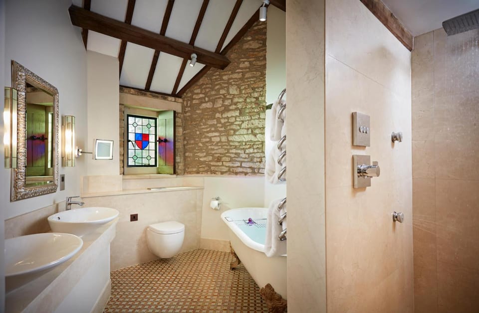 Shower, Toilet, Bathroom, Bath