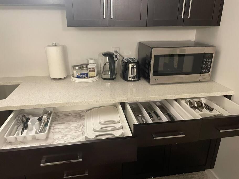 Coffee/tea facilities, Kitchen or kitchenette, toaster