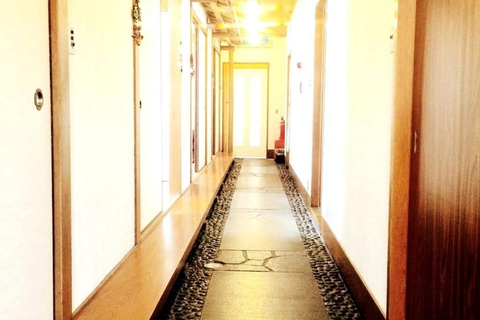 Maximum 24 people! 2stop to Namba!for family,friends! Apartment in Osaka