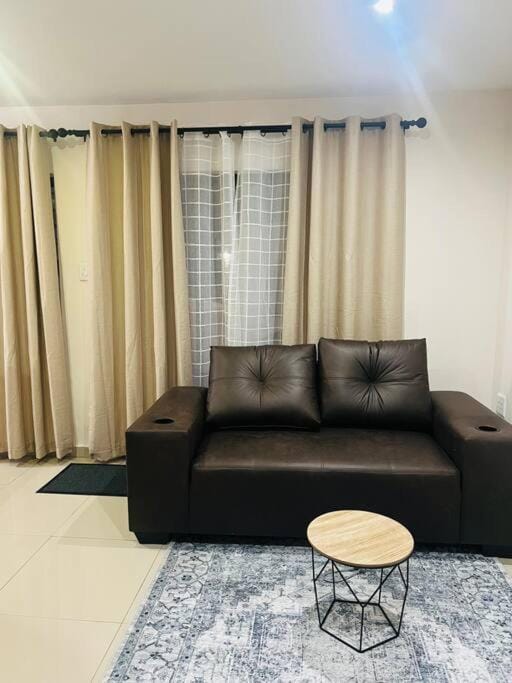 KT Nest Apartment in Sandton