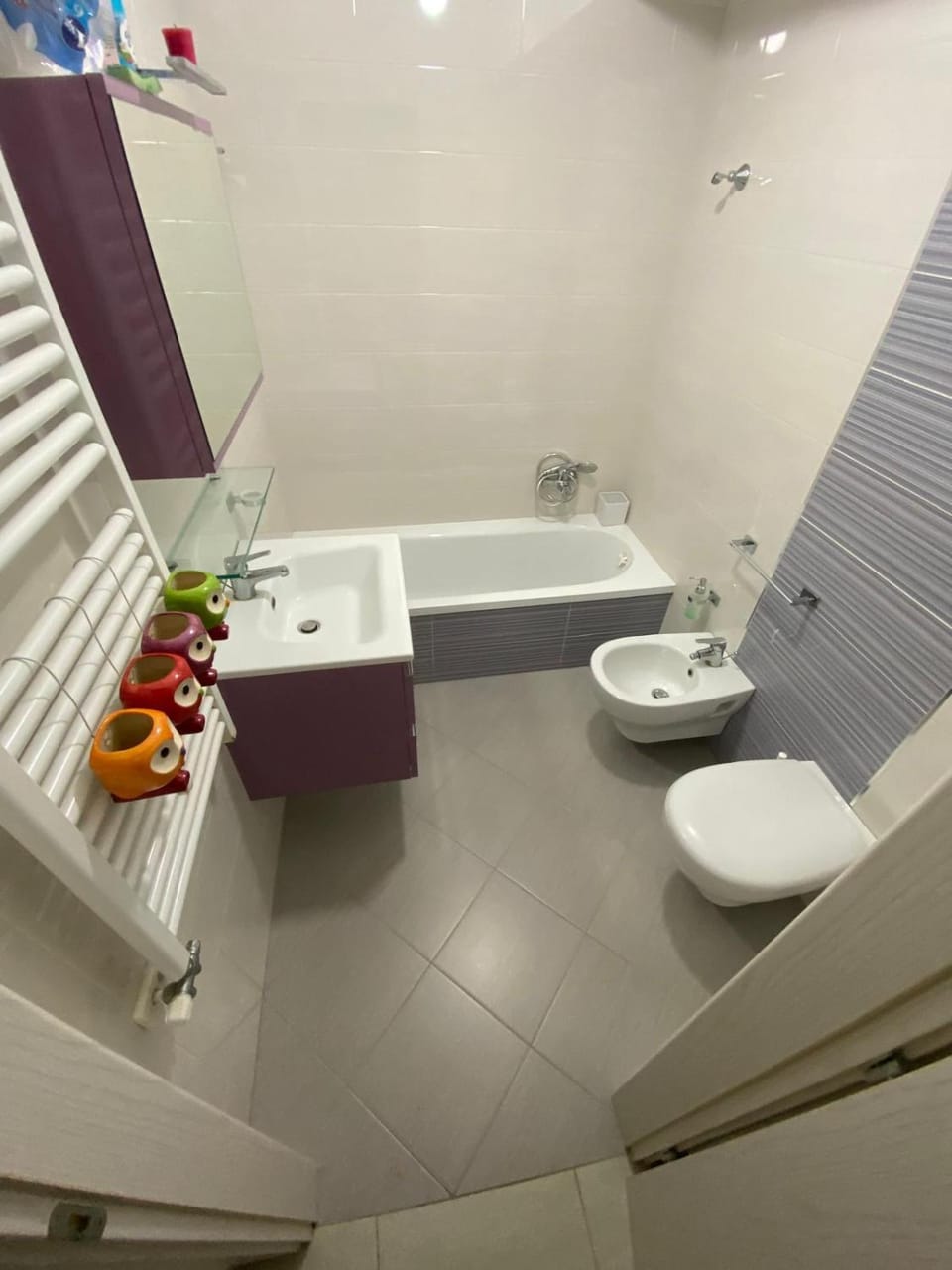 Bathroom, Bath