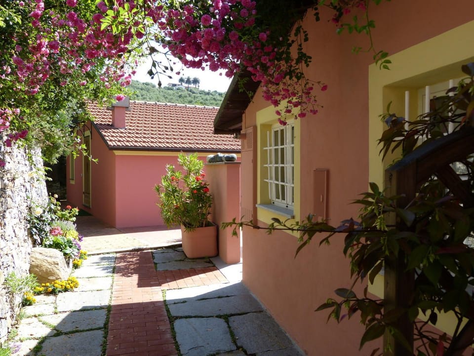 Belvedere Lodge Apartment in Chiavari